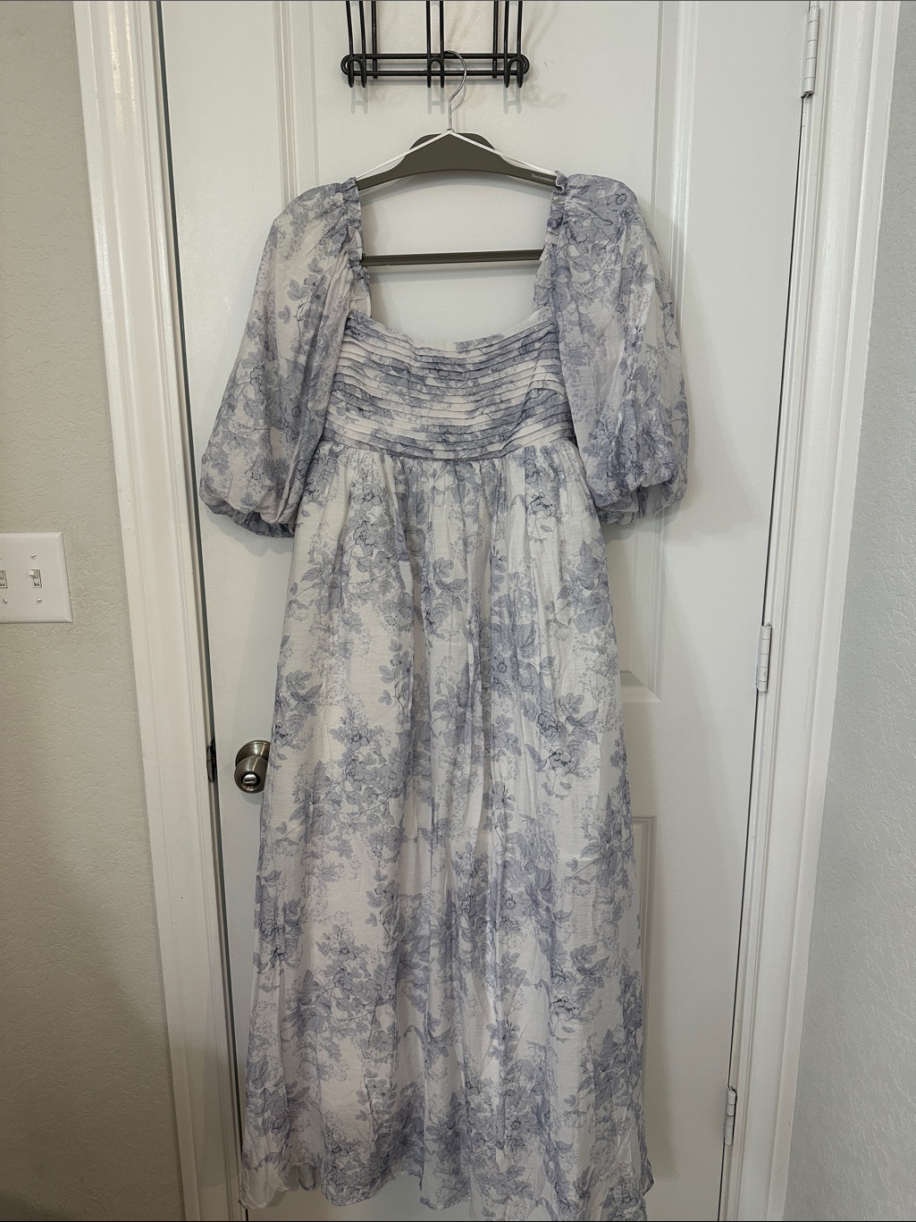 Blue And White Maternity Floral Puff-Sleeve Maxi Dress